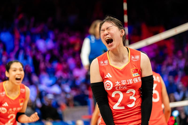 缺席了三个, 相比出战世, 财富