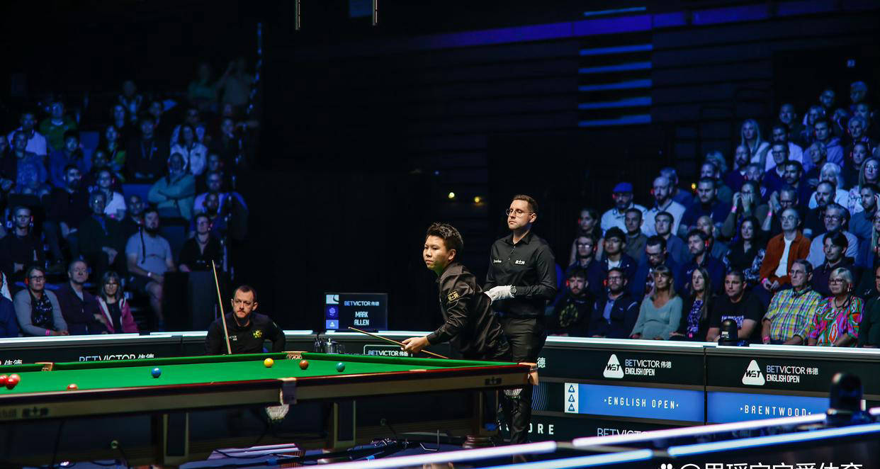 国选手马克, 曾一度领先