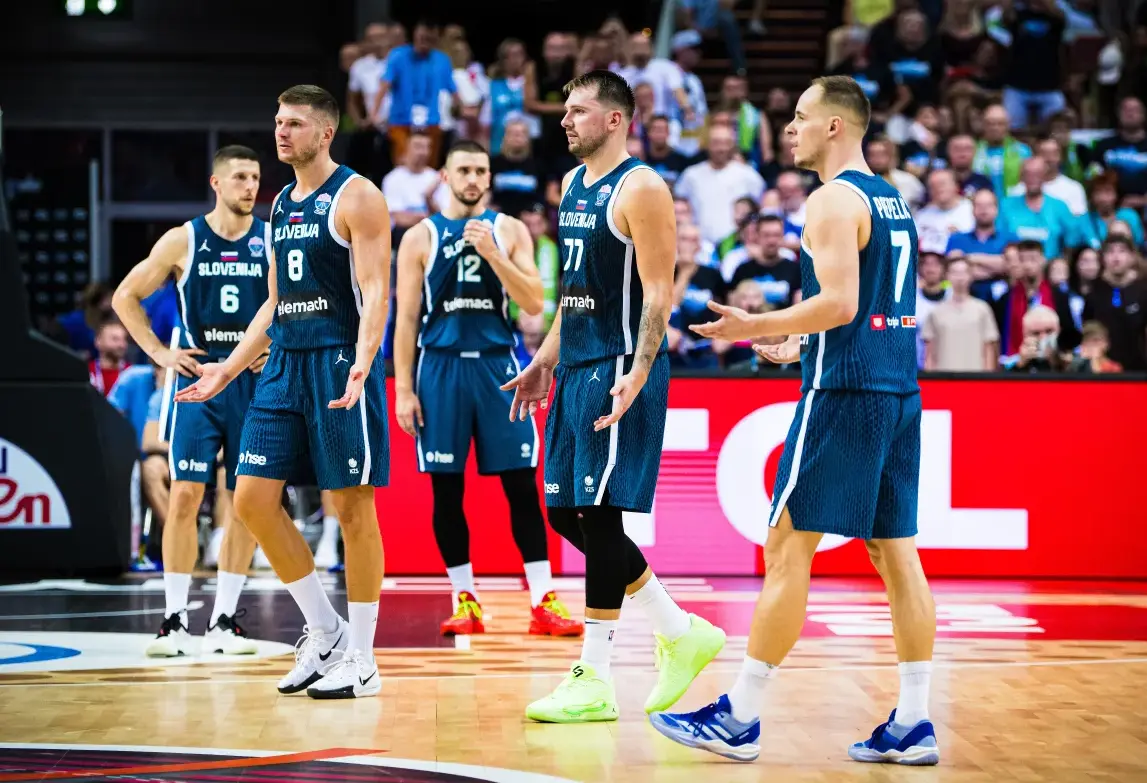 cn, 多名替补席, 赛后谈到弗