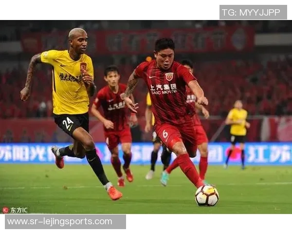 11月3日恒大与上港激烈对决直播全程回顾精彩瞬间与赛后分析